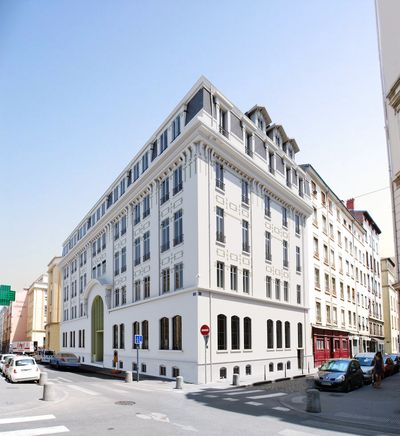 rehabilitation du bureau en habitation, fac catho lyon